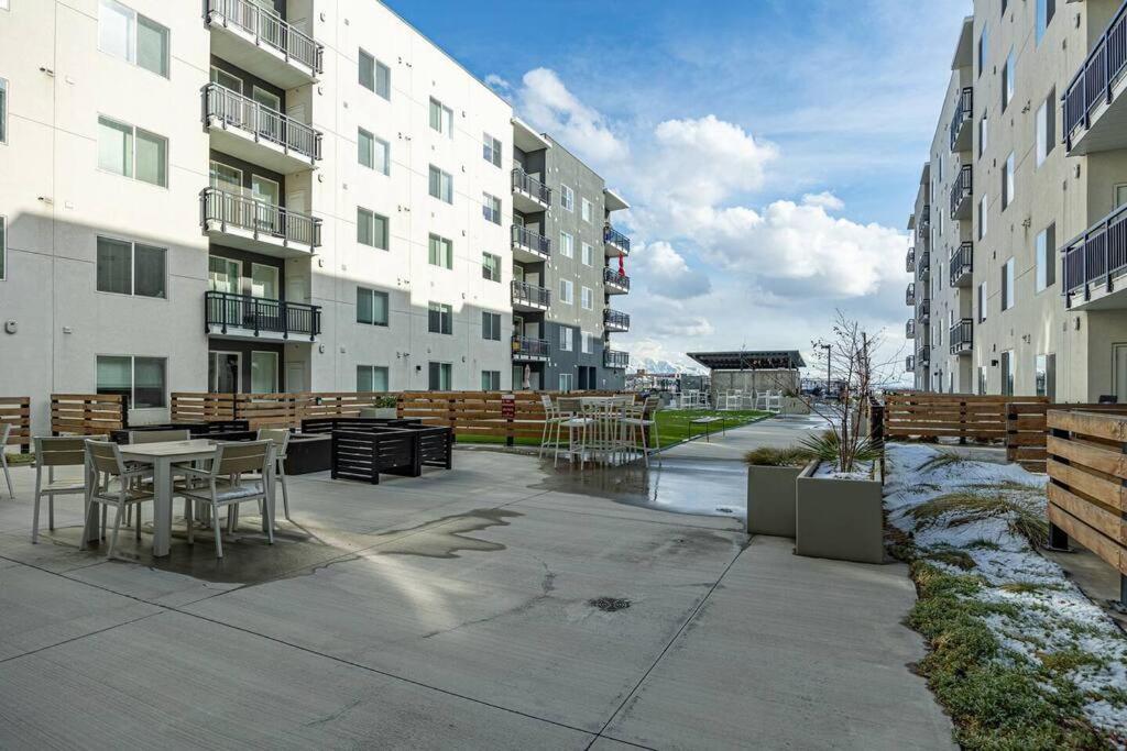 Modern 1B Downtown Slc With Wfh Setup, Gym, Fast Wi-Fi, Pool Lejlighed Salt Lake City Eksteriør billede